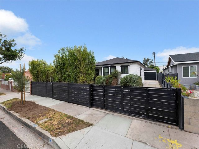 1021 E 65th Street, Inglewood, CA 90302