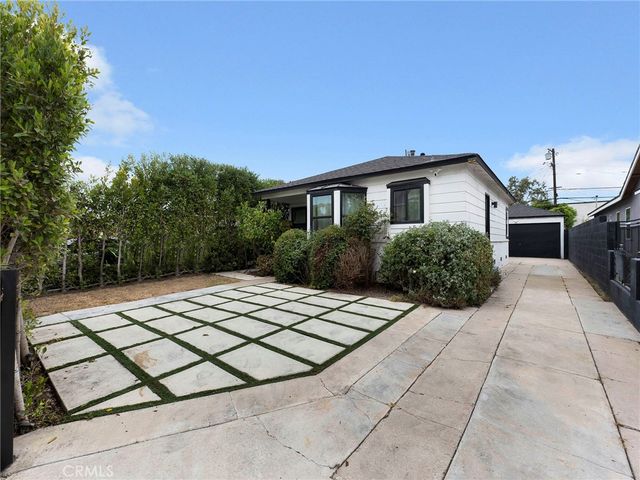 1021 E 65th Street, Inglewood, CA 90302