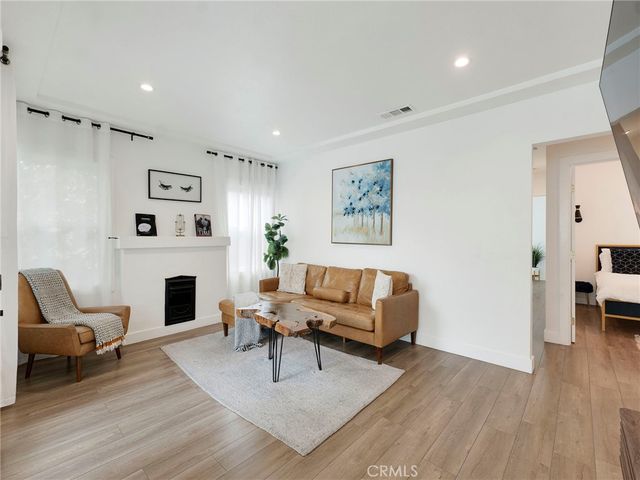 1021 E 65th Street, Inglewood, CA 90302
