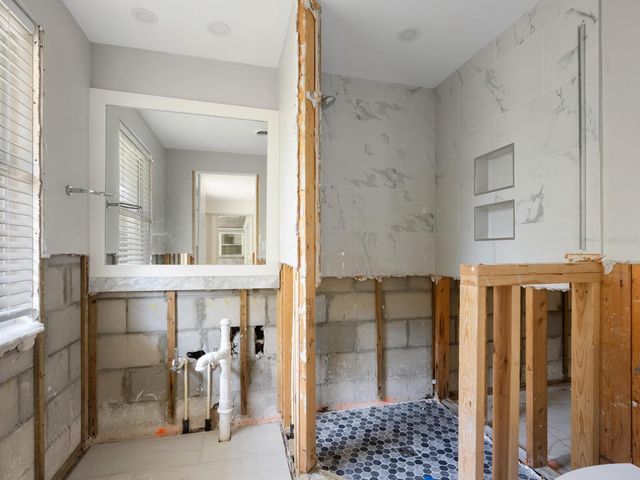 734 CANAL ROAD, Sarasota, FL 34242