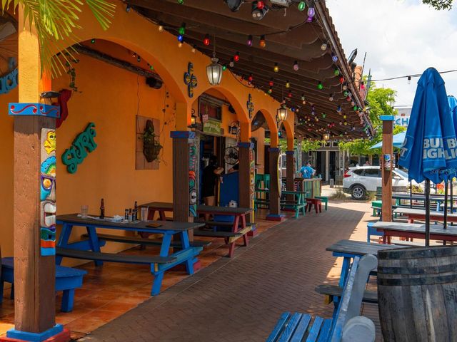 734 CANAL ROAD, Sarasota, FL 34242