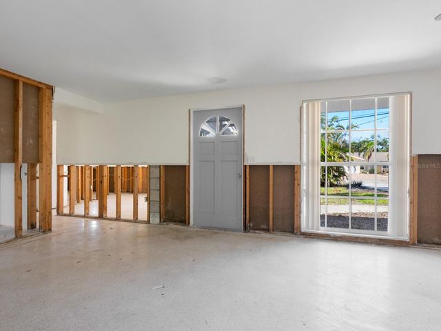 734 CANAL ROAD, Sarasota, FL 34242