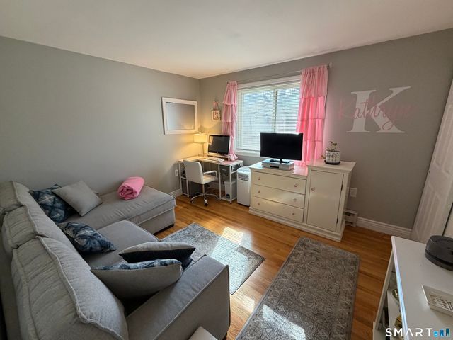 461 Spring Street 9G, Naugatuck, CT 06770