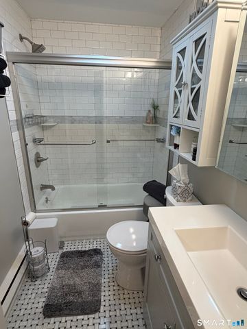 461 Spring Street 9G, Naugatuck, CT 06770