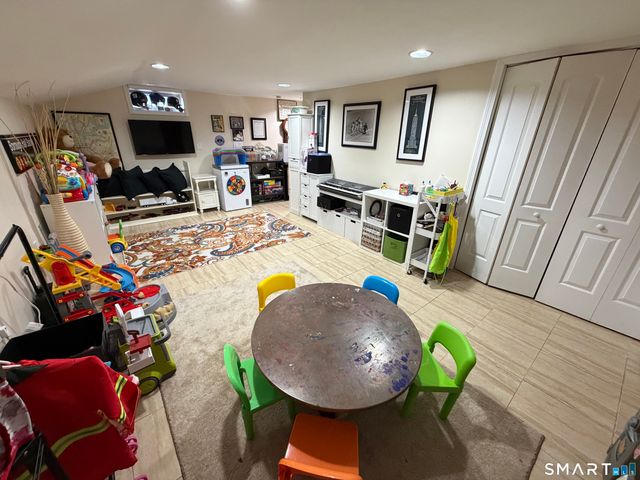 461 Spring Street 9G, Naugatuck, CT 06770