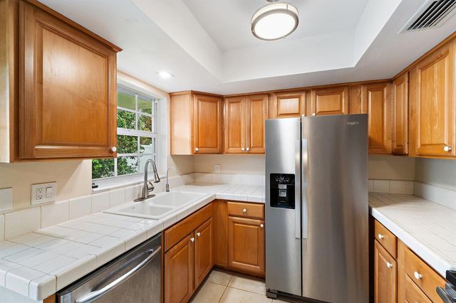 678 Riverside Drive, Palm Beach Gardens, FL 33410