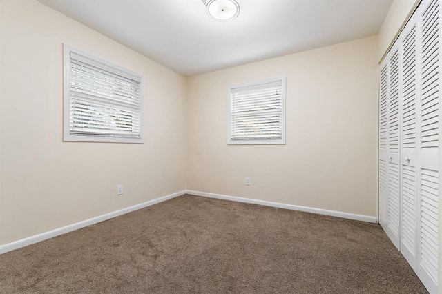 678 Riverside Drive, Palm Beach Gardens, FL 33410