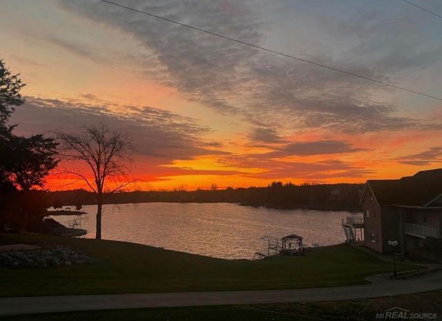 14235 Northmoor Drive, Cement City, MI 49233