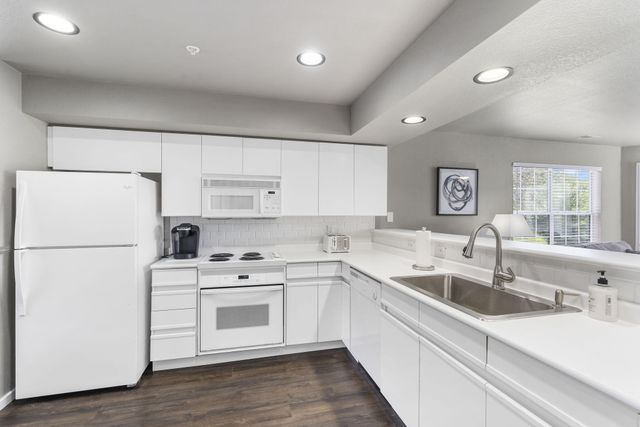 351 S Wildwood Drive 12-1, Branson, MO 65616