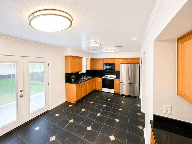 4953 Lamonte Lane, Houston, TX 77092