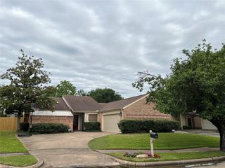 11654 Manor Park Drive, Houston, TX 77077