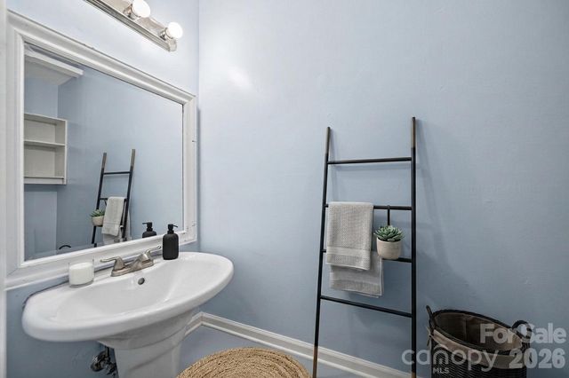 3029 Rosehill Drive, Charlotte, NC 28212