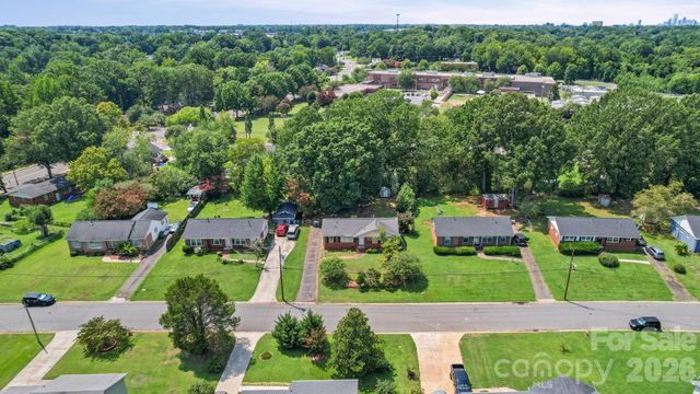 3029 Rosehill Drive, Charlotte, NC 28212