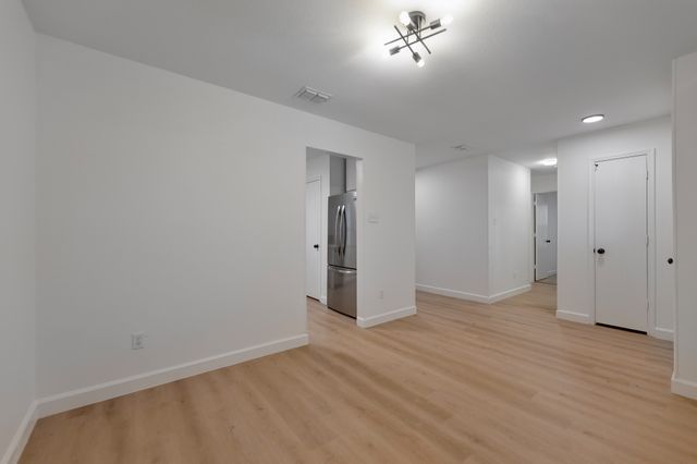 7908 Beef Creek Drive, Arlington, TX 76001