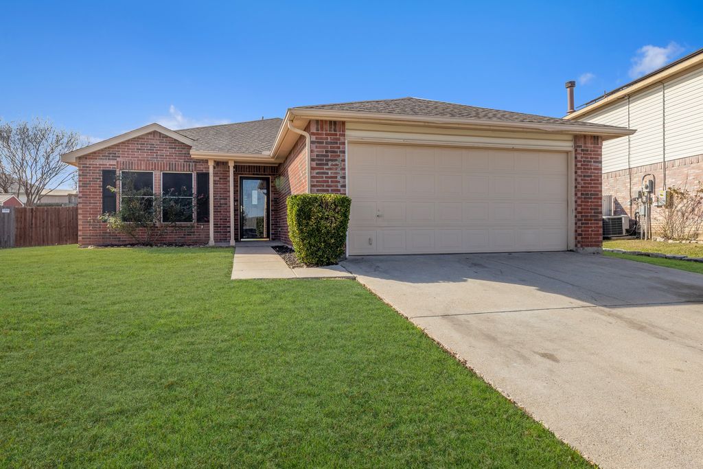 7908 Beef Creek Drive, Arlington, TX 76001