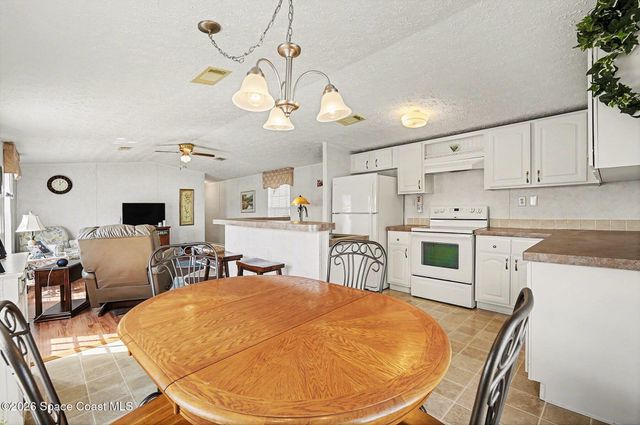 452 Holiday Park Boulevard NE, Palm Bay, FL 32907