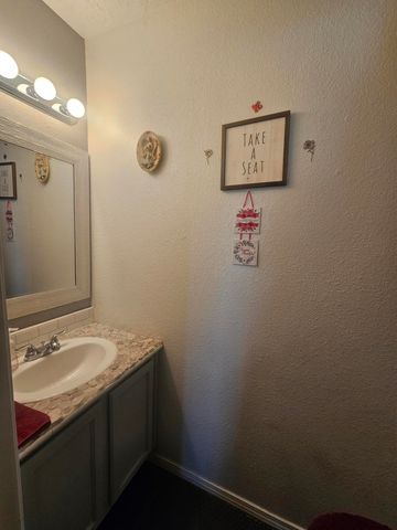 515 Quailbrush Drive NW, Albuquerque, NM 87121