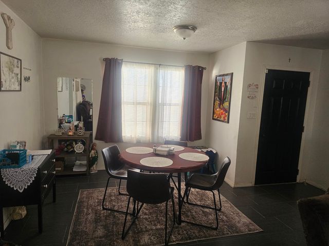 515 Quailbrush Drive NW, Albuquerque, NM 87121