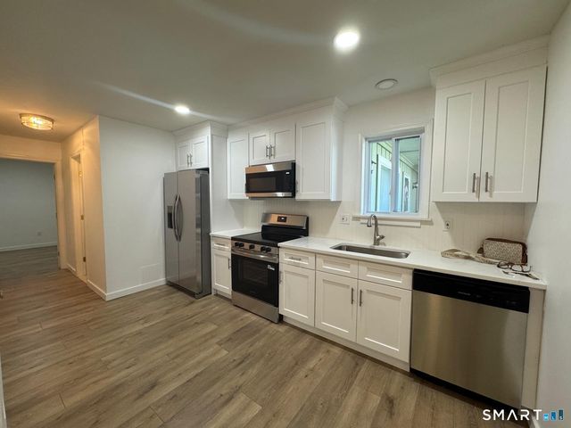66 Nashville Road J, Bethel, CT 06801