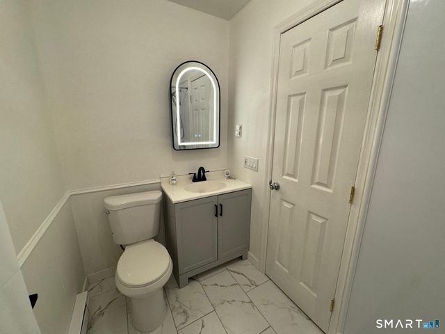 66 Nashville Road J, Bethel, CT 06801