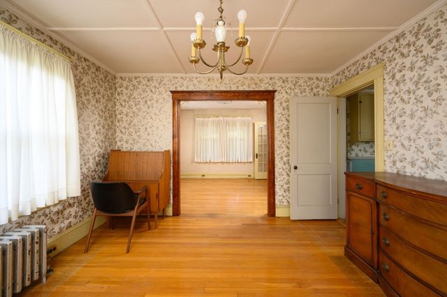 131 Mutton Ln, Weymouth, MA 02189