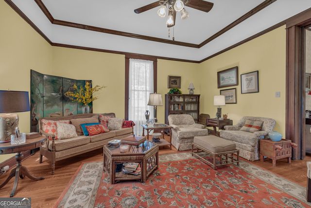 105 S Thomas Street, Elberton, GA 30635
