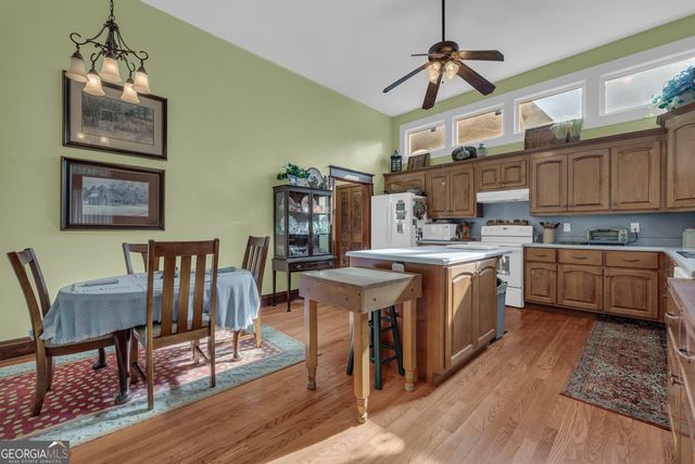 105 S Thomas Street, Elberton, GA 30635