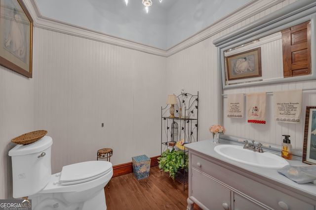 105 S Thomas Street, Elberton, GA 30635
