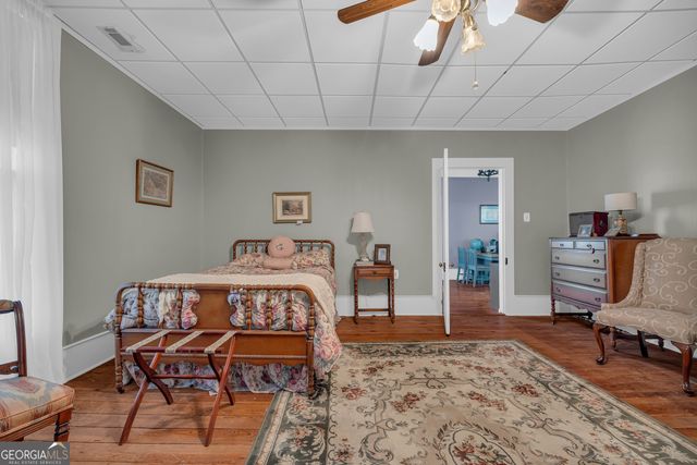 105 S Thomas Street, Elberton, GA 30635
