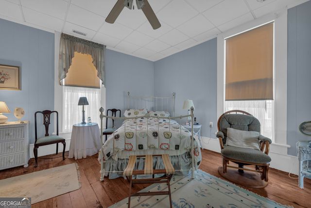 105 S Thomas Street, Elberton, GA 30635
