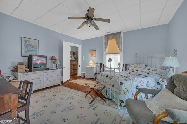 105 S Thomas Street, Elberton, GA 30635