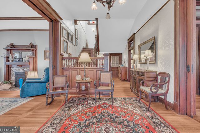105 S Thomas Street, Elberton, GA 30635