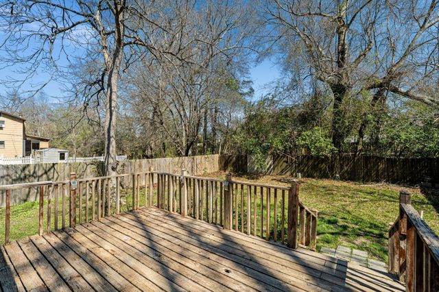 109 N 20th Ave., Hattiesburg, MS 39401