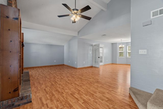 109 N 20th Ave., Hattiesburg, MS 39401