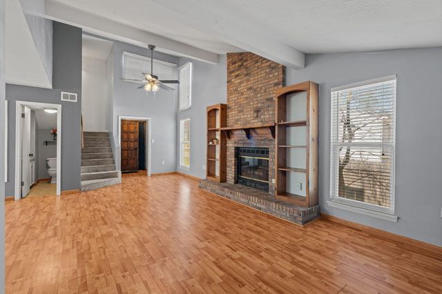 109 N 20th Ave., Hattiesburg, MS 39401