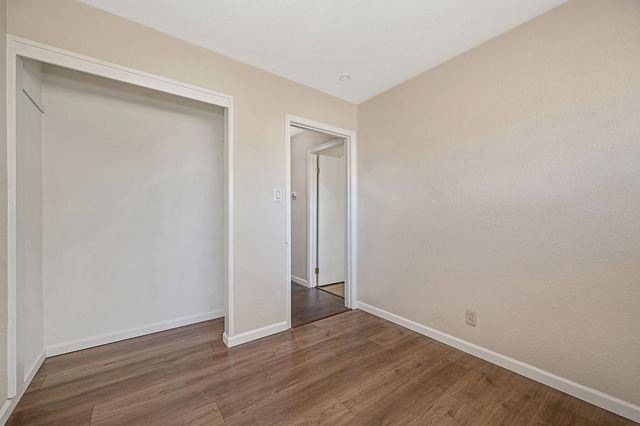 1808 Jamestown Dr, Sacramento, CA 95815