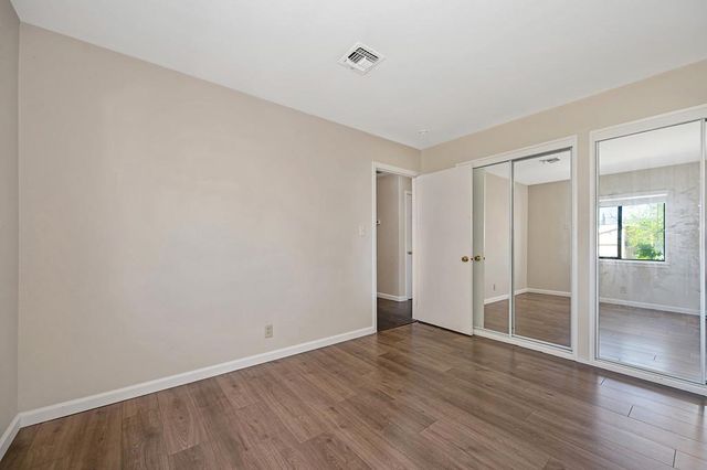 1808 Jamestown Dr, Sacramento, CA 95815