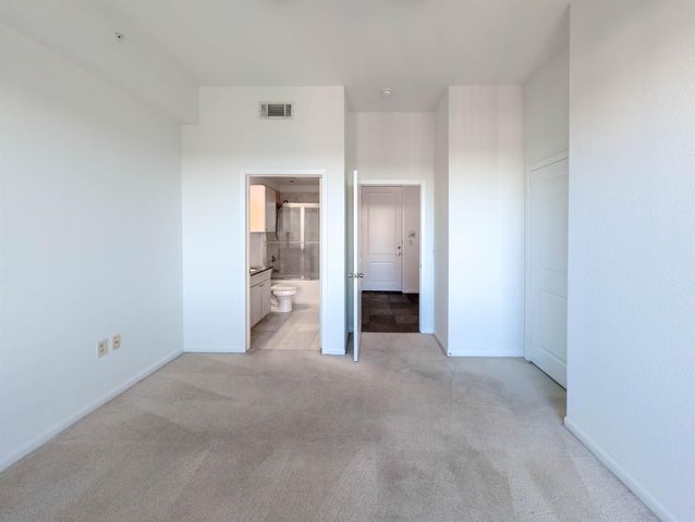 3505 Sage Road 515, Houston, TX 77056