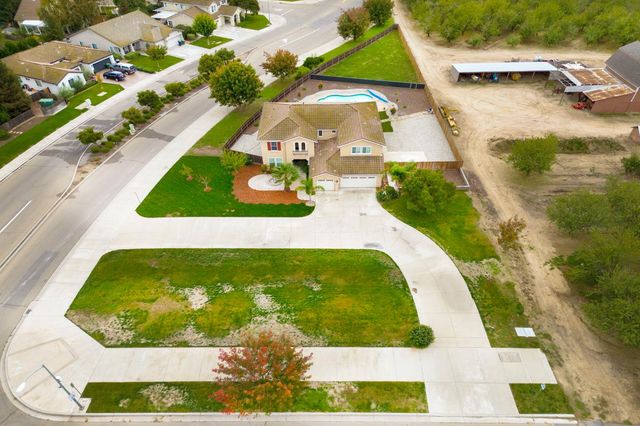 1806 W Ripon Rd, Ripon, CA 95366