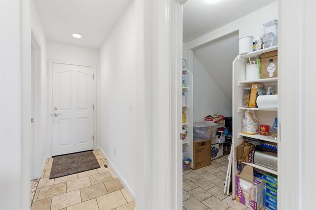 1806 W Ripon Rd, Ripon, CA 95366