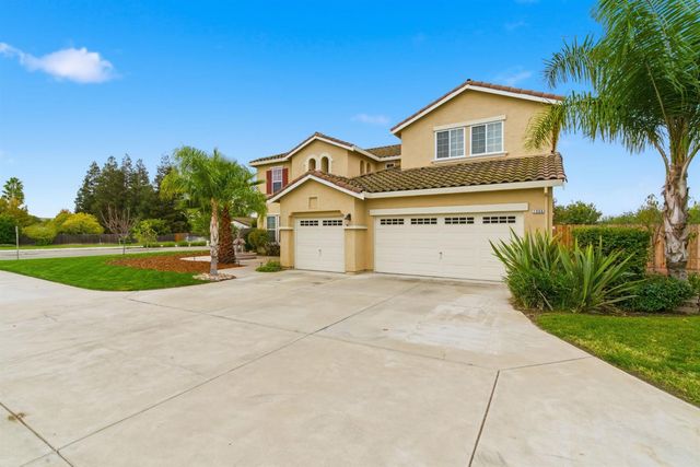 1806 W Ripon Rd, Ripon, CA 95366