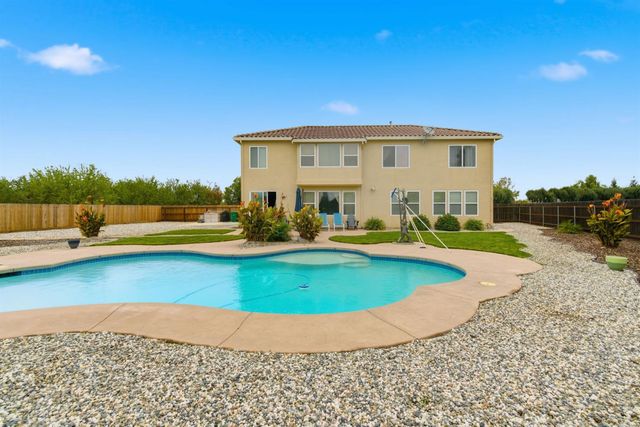 1806 W Ripon Rd, Ripon, CA 95366