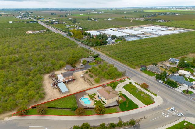 1806 W Ripon Rd, Ripon, CA 95366