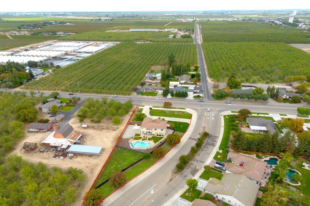 1806 W Ripon Rd, Ripon, CA 95366