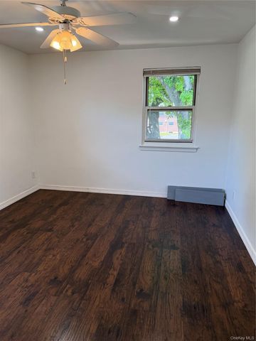 82-32 Langdale Street 141B, New Hyde Park, NY 11004