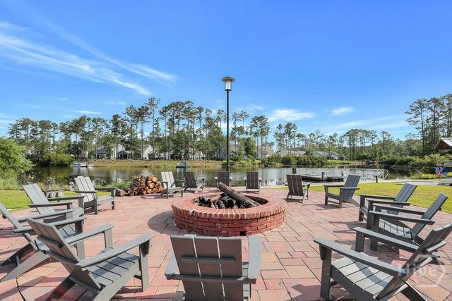 205 Ridgewood Park Drive N, Richmond Hill, GA 31324