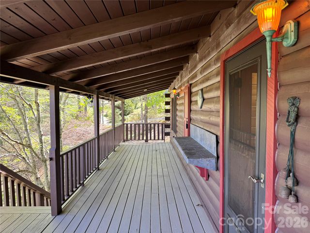 1618 Walnut Creek Road, Waynesville, NC 28786