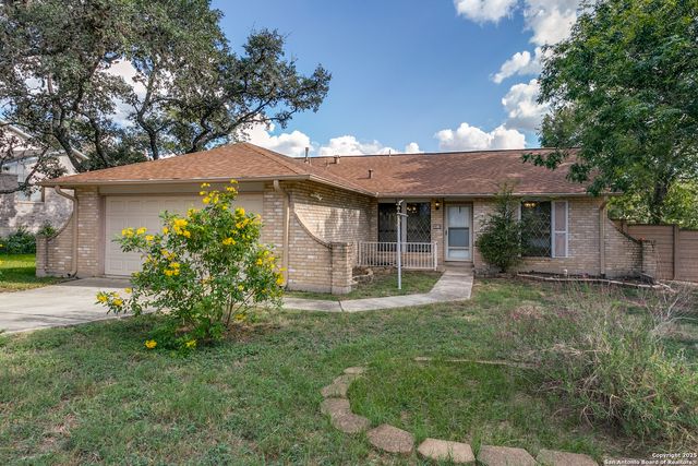 9018 Woburn, San Antonio, TX 78254