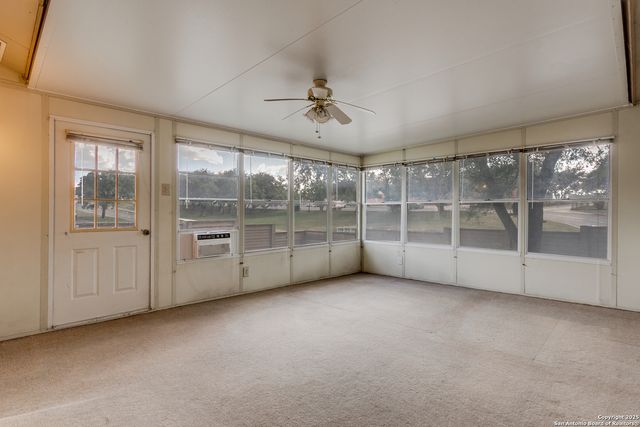 9018 Woburn, San Antonio, TX 78254