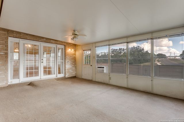 9018 Woburn, San Antonio, TX 78254